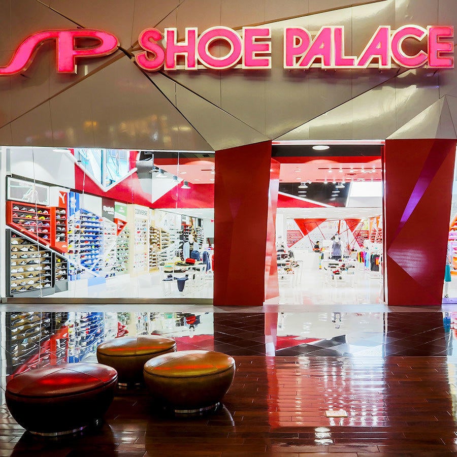 shoe places in the mall