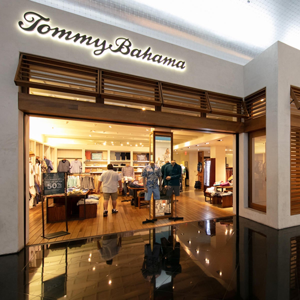 tommy bahama clothing store near me